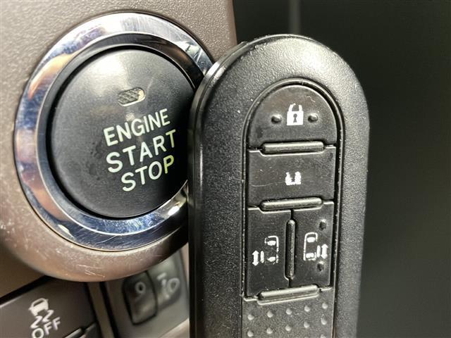 タンク Ｇ　コージーエディション　禁煙車／スマートアシスト／両側電動ドア／コーナーセンサー／純正ＳＤナビ／フルセグＴＶ／バックカメラ／クルーズコントロール／シートヒーター／ＥＴＣ／スマキー×２／ロールサンシェード／シートバックテーブル（22枚目）