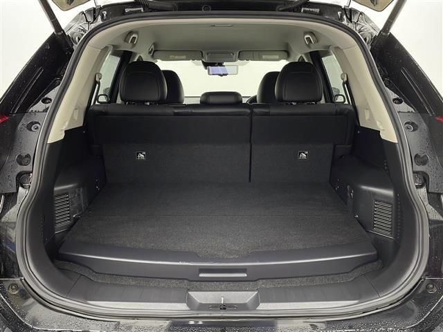 エクストレイル ２０Ｘｉ　ハイブリッド　禁煙車／全方位カメラ／衝突軽減／純正９型ナビ／デジタルインナーミラー／前席シートヒーター／ＬＥＤヘッドライト／ＬＥＤフォグライト／電動パーキングブレーキ／ＡＵＴＯＨＯＬＤ／パワーバックドア／ＥＴＣ（15枚目）