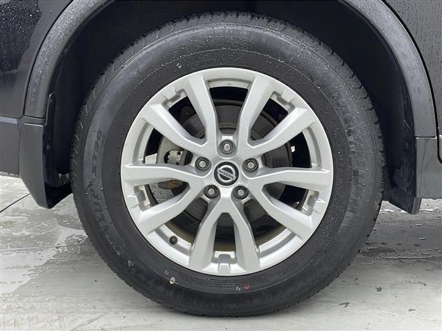 エクストレイル ２０Ｘｉ　ハイブリッド　禁煙車／全方位カメラ／衝突軽減／純正９型ナビ／デジタルインナーミラー／前席シートヒーター／ＬＥＤヘッドライト／ＬＥＤフォグライト／電動パーキングブレーキ／ＡＵＴＯＨＯＬＤ／パワーバックドア／ＥＴＣ（16枚目）