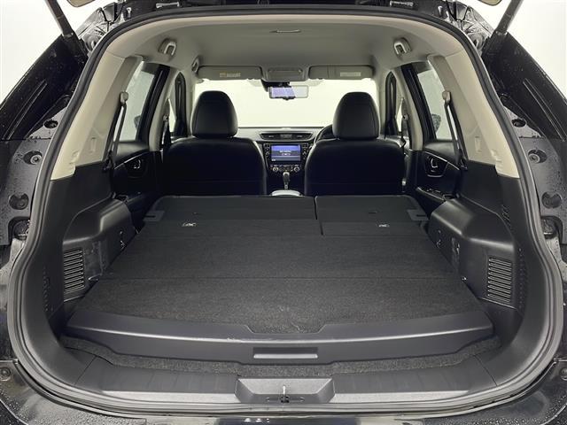 エクストレイル ２０Ｘｉ　ハイブリッド　禁煙車／全方位カメラ／衝突軽減／純正９型ナビ／デジタルインナーミラー／前席シートヒーター／ＬＥＤヘッドライト／ＬＥＤフォグライト／電動パーキングブレーキ／ＡＵＴＯＨＯＬＤ／パワーバックドア／ＥＴＣ（35枚目）