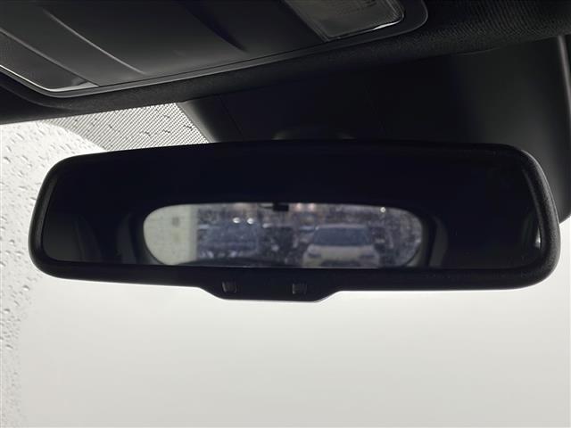 エクリプスクロスＰＨＥＶ Ｐ　ｅ－アシスト／衝突軽減／車線逸脱／ヘッドアップディスプレイ／レーダークルーズコントロール／パワーシート／ＬＥＤヘッドライト／革巻きステアリング／パドルシフト／前席シートヒーター／スタアリングヒーター（29枚目）