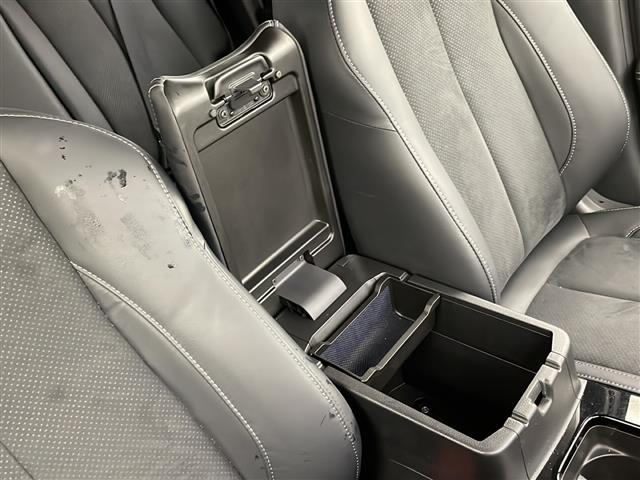 エクリプスクロスＰＨＥＶ Ｐ　ｅ－アシスト／衝突軽減／車線逸脱／ヘッドアップディスプレイ／レーダークルーズコントロール／パワーシート／ＬＥＤヘッドライト／革巻きステアリング／パドルシフト／前席シートヒーター／スタアリングヒーター（31枚目）