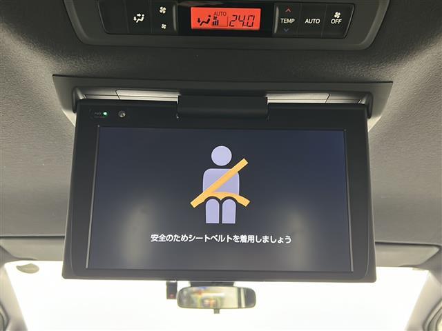 ノア Si ダブルバイビーII 禁煙車/純正12.1型フリップダウンモニター/トヨタセーフティ/クルコン/純正9型ナビ/フルセグ/両側電動ドア/ソナー/ビルトインETC/ドラレコ/ハーフレザーシート/スマキー×2/ロールサンシェード(3枚目)