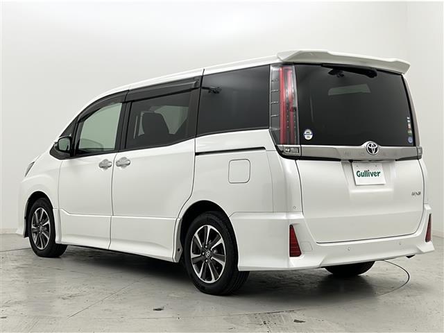 ノア Si ダブルバイビーII 禁煙車/純正12.1型フリップダウンモニター/トヨタセーフティ/クルコン/純正9型ナビ/フルセグ/両側電動ドア/ソナー/ビルトインETC/ドラレコ/ハーフレザーシート/スマキー×2/ロールサンシェード(19枚目)