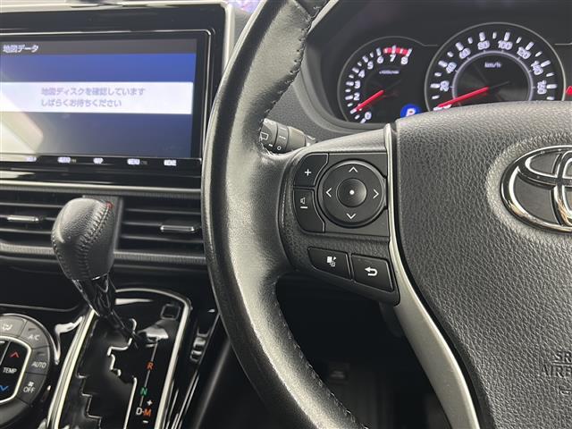 ノア Si ダブルバイビーII 禁煙車/純正12.1型フリップダウンモニター/トヨタセーフティ/クルコン/純正9型ナビ/フルセグ/両側電動ドア/ソナー/ビルトインETC/ドラレコ/ハーフレザーシート/スマキー×2/ロールサンシェード(21枚目)