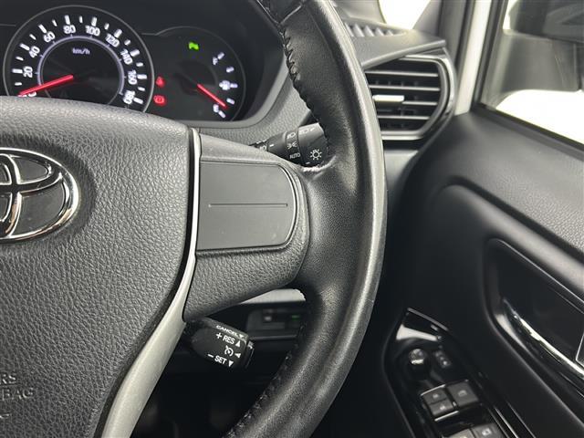 ノア Si ダブルバイビーII 禁煙車/純正12.1型フリップダウンモニター/トヨタセーフティ/クルコン/純正9型ナビ/フルセグ/両側電動ドア/ソナー/ビルトインETC/ドラレコ/ハーフレザーシート/スマキー×2/ロールサンシェード(22枚目)