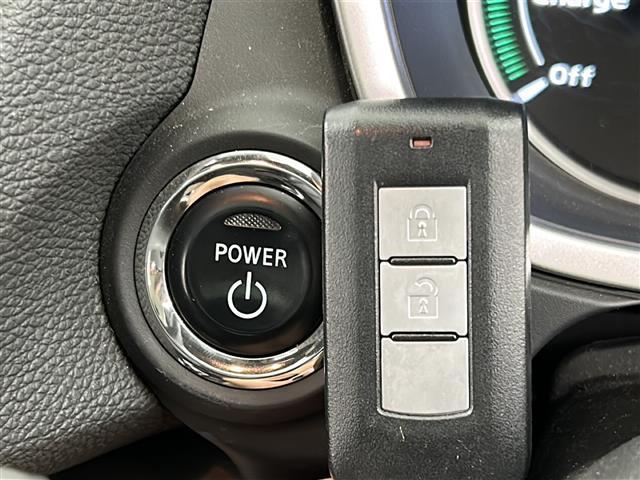 エクリプスクロスPHEV P サンルーフ/e-Assist/全周囲カメラ/ACC/ヘッドアップディスプレイ/BSM/純正ナビ/レザーシート/全席シートヒーター/パワーシート/パドルシフト/ステアヒーター/ETC/LEDヘッドライト(30枚目)