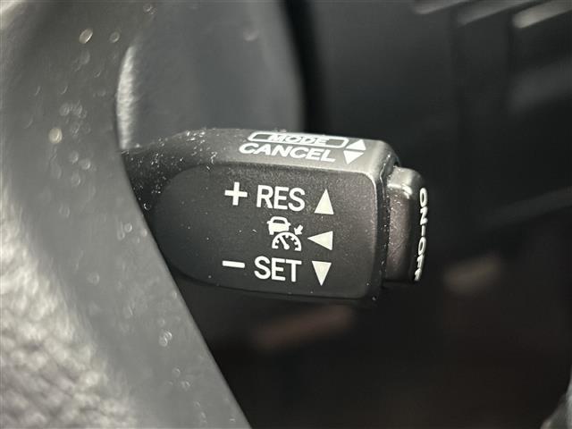 ヴェルファイアハイブリッド ZR Gエディション 禁煙車/ツインムーンルーフ/天吊モニター/衝突軽減/レーダークルーズコントロール/全周囲カメラ/純正9型ナビ/フルセグテレビ/電動リアゲート/ETC/ドライブレコーダー/両側電動ドア/電動パーキング(5枚目)