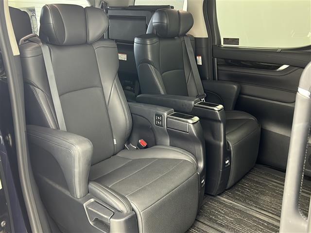 ヴェルファイアハイブリッド ZR Gエディション 禁煙車/ツインムーンルーフ/天吊モニター/衝突軽減/レーダークルーズコントロール/全周囲カメラ/純正9型ナビ/フルセグテレビ/電動リアゲート/ETC/ドライブレコーダー/両側電動ドア/電動パーキング(14枚目)