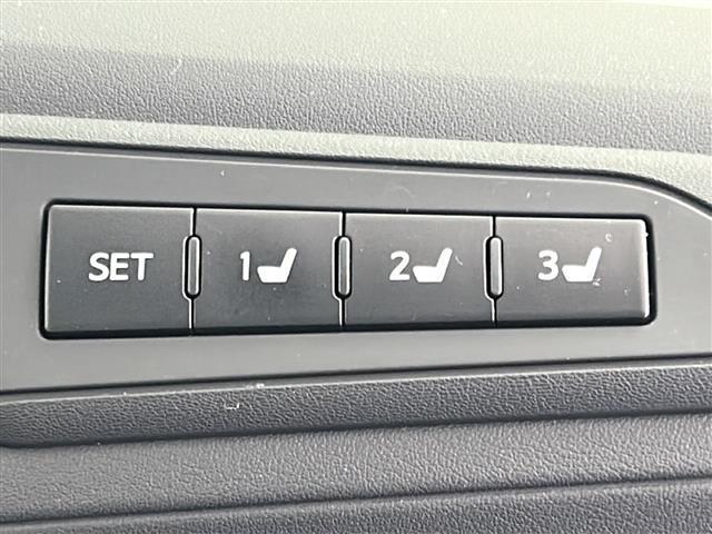 ヴェルファイアハイブリッド ZR Gエディション 禁煙車/ツインムーンルーフ/天吊モニター/衝突軽減/レーダークルーズコントロール/全周囲カメラ/純正9型ナビ/フルセグテレビ/電動リアゲート/ETC/ドライブレコーダー/両側電動ドア/電動パーキング(25枚目)