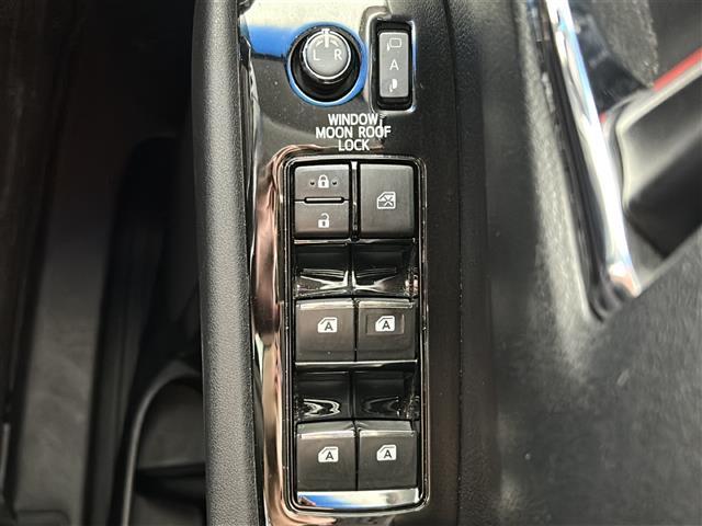 ヴェルファイアハイブリッド ZR Gエディション 禁煙車/ツインムーンルーフ/天吊モニター/衝突軽減/レーダークルーズコントロール/全周囲カメラ/純正9型ナビ/フルセグテレビ/電動リアゲート/ETC/ドライブレコーダー/両側電動ドア/電動パーキング(29枚目)