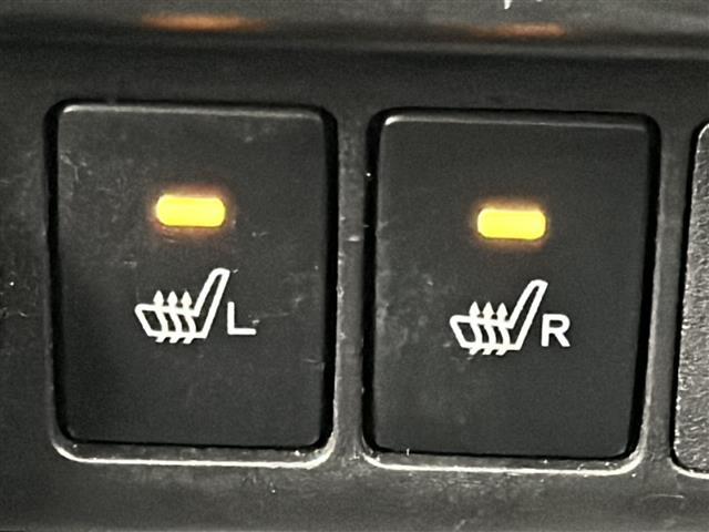 ルーミー カスタムG-T 純正9インチナビ/フルセグTV/Bluetooth/バックカメラ/両側パワースライドドア/クルーズコントロール/ビルトインETC/DNシートヒーター/前後ドライブレコーダー/アイドリングストップ(6枚目)