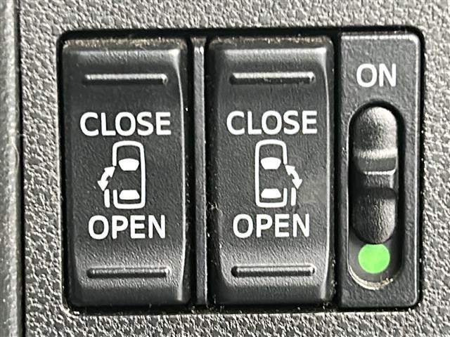 タント カスタムRS トップエディションSAIII 衝突軽減/車線逸脱警報/コーナーセンサー/両側パワースライドドア/運転席シートヒーター/純正15型アルミホイール/スマートキー(2本)/純正フロアマット/LEDヘッド/LEDフォグ/ハーフレザーシート(3枚目)