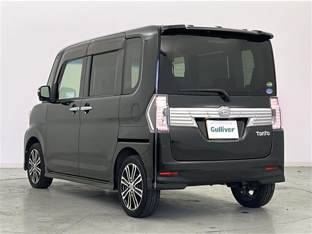タント カスタムRS トップエディションSAIII 衝突軽減/車線逸脱警報/コーナーセンサー/両側パワースライドドア/運転席シートヒーター/純正15型アルミホイール/スマートキー(2本)/純正フロアマット/LEDヘッド/LEDフォグ/ハーフレザーシート(19枚目)