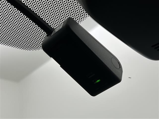 アクア Sスタイルブラック プリクラッシュセーフティ/レーンディパーチャーアラート/オートハイビーム/前後クリアランスソナー/純正ナビ/フルセグTV/Bluetooth/バックカメラ/前ドラレコ/Aストップ/横滑り防止装置(10枚目)