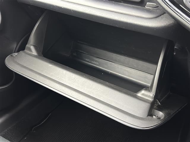 アクア Sスタイルブラック プリクラッシュセーフティ/レーンディパーチャーアラート/オートハイビーム/前後クリアランスソナー/純正ナビ/フルセグTV/Bluetooth/バックカメラ/前ドラレコ/Aストップ/横滑り防止装置(30枚目)