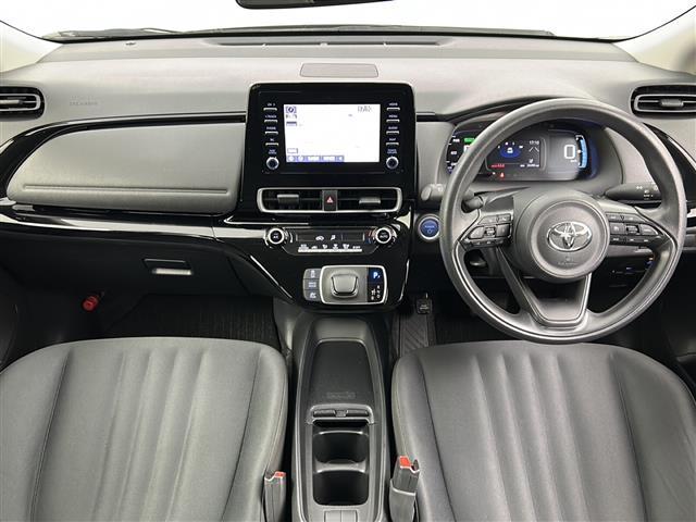 アクア X 禁煙車/衝突軽減/車線維持/レーダークルーズコントロール/純正ディスプレイオーディオ/バックカメラ/BT/Miracast/ビルトインETC/スマートキー/LEDヘッドライト/純正スチールキャップ(2枚目)