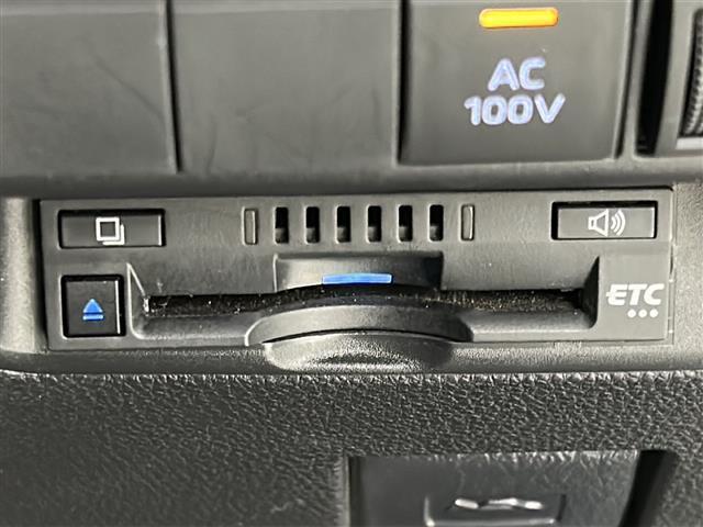 アクア X 禁煙車/衝突軽減/車線維持/レーダークルーズコントロール/純正ディスプレイオーディオ/バックカメラ/BT/Miracast/ビルトインETC/スマートキー/LEDヘッドライト/純正スチールキャップ(11枚目)