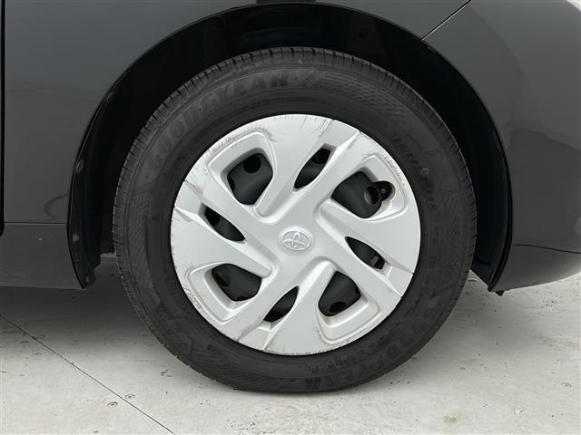 アクア X 禁煙車/衝突軽減/車線維持/レーダークルーズコントロール/純正ディスプレイオーディオ/バックカメラ/BT/Miracast/ビルトインETC/スマートキー/LEDヘッドライト/純正スチールキャップ(16枚目)