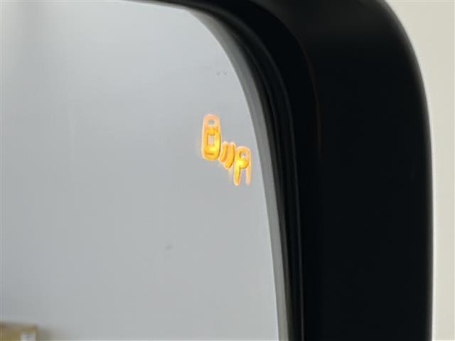 デリカD:5 G パワーパッケージ 禁煙車/E-アシスト/BSM/全周囲カメラ/両側電動スライド/パドルシフト/電動リアゲート/電動ステップ/温熱シート/電動シート/ドラレコ/ETC/プッシュスタート/スマートキー×2/メーカーナビ(4枚目)