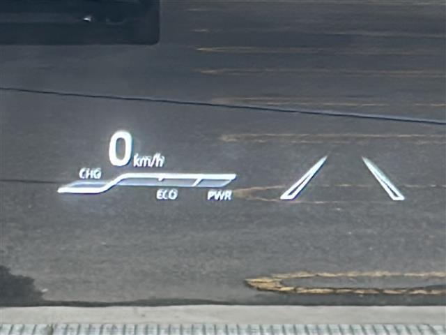 クラウンハイブリッド S Cパッケージ 純正ナビ/CD/DVD/Bluetooth/フルセグTV/バックカメラ/DNシートヒーター/DNパワーシート/ハンドルヒーター/レーントレーシングアシスト/オートクルーズコントロール/BSM/HUD(3枚目)