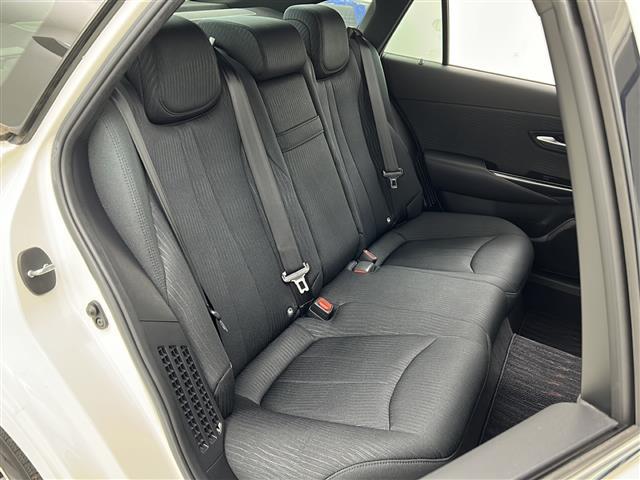 クラウンハイブリッド S Cパッケージ 純正ナビ/CD/DVD/Bluetooth/フルセグTV/バックカメラ/DNシートヒーター/DNパワーシート/ハンドルヒーター/レーントレーシングアシスト/オートクルーズコントロール/BSM/HUD(14枚目)