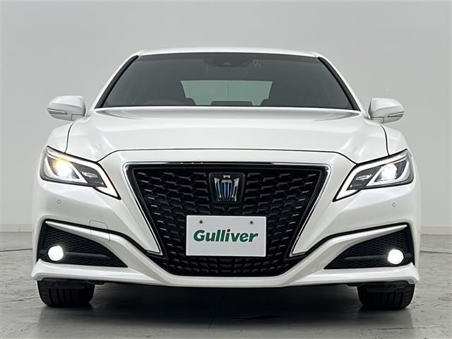 クラウンハイブリッド S Cパッケージ 純正ナビ/CD/DVD/Bluetooth/フルセグTV/バックカメラ/DNシートヒーター/DNパワーシート/ハンドルヒーター/レーントレーシングアシスト/オートクルーズコントロール/BSM/HUD(17枚目)