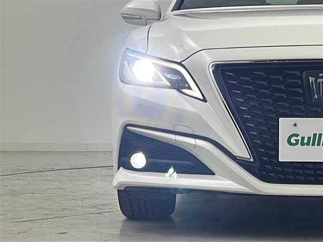 クラウンハイブリッド S Cパッケージ 純正ナビ/CD/DVD/Bluetooth/フルセグTV/バックカメラ/DNシートヒーター/DNパワーシート/ハンドルヒーター/レーントレーシングアシスト/オートクルーズコントロール/BSM/HUD(40枚目)