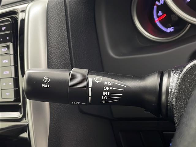 マークX 250G 禁煙車/モデリスタ/トヨタセーフティセンス/Bカメラ/電動シート/社外9型ナビ/フルセグ/革巻きステア/Pスタート/スマートキー/ビルトインETC/ドラレコ/LEDヘッド/フォグ/純正16インチアルミ(24枚目)