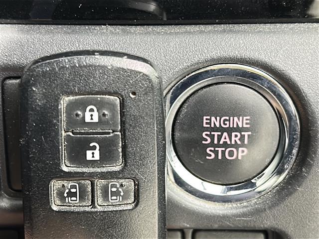 ヴォクシー ZS 煌III 禁煙車/衝突軽減/純正12型フリップダウンモニター/純正10型ナビ/ハーフレザーシート/バックカメラLEDヘッドライト/LEDフォグライト/ETC/純正フロアマット/純正16インチアルミホイール(12枚目)