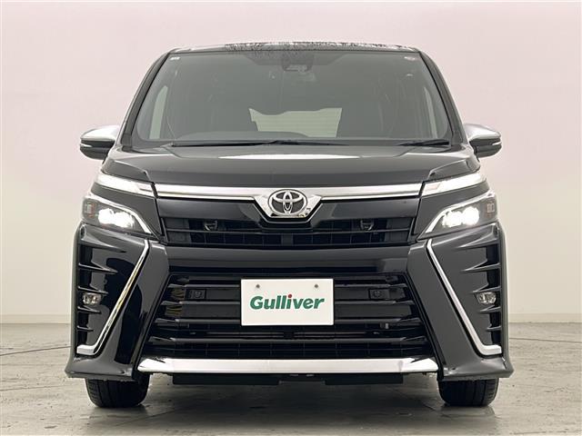 ヴォクシー ZS 煌III 禁煙車/衝突軽減/純正12型フリップダウンモニター/純正10型ナビ/ハーフレザーシート/バックカメラLEDヘッドライト/LEDフォグライト/ETC/純正フロアマット/純正16インチアルミホイール(17枚目)