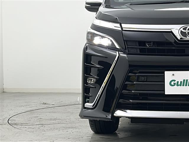 ヴォクシー ZS 煌III 禁煙車/衝突軽減/純正12型フリップダウンモニター/純正10型ナビ/ハーフレザーシート/バックカメラLEDヘッドライト/LEDフォグライト/ETC/純正フロアマット/純正16インチアルミホイール(40枚目)
