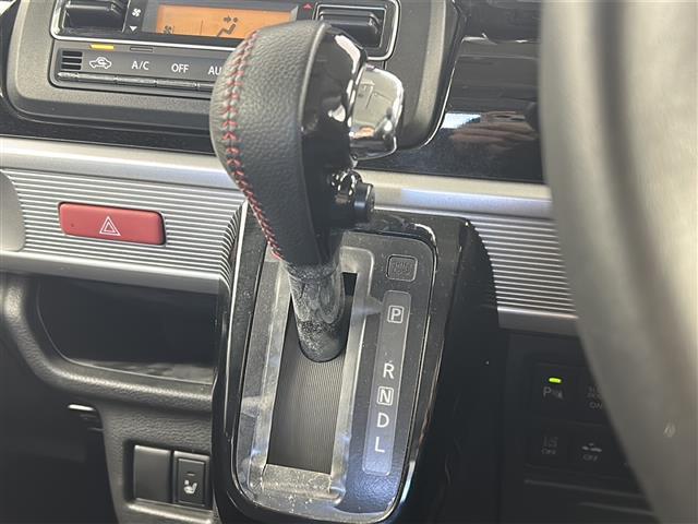 スペーシアカスタム ハイブリッドXS 禁煙車/衝突軽減/ヘッドアップディスプレイ/運転席シートヒーター/両側電動ドア/全周囲カメラ/フルセグテレビ/純正8型ナビ/ETC/前方ドライブレコーダー/純正15インチアルミホイール/LEDヘッド(10枚目)