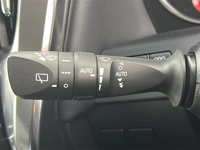 ヴェルファイア 2.5Z Gエディション 禁煙車/サンルーフ/衝突軽減/両側パワスラ/レザーシート/社外11型ナビ/バックカメラ/パワーバックドア/前席パワーシート/前席シートヒーター/前席エアーシート/D席シートメモリー/ステアヒーター(28枚目)