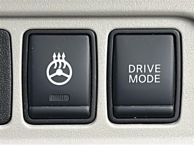 セレナ ｅ－パワー　ＸＶ　ワンオーナー／禁煙車／プロパイロット／衝突軽減／車線維持／パーキングアシスト／全周囲カメラ／デジタルインナーミラー／シートヒーター純正９型ナビ／両側電動ドア／ビルトインＥＴＣ／純正ドライブレコーダー（9枚目）