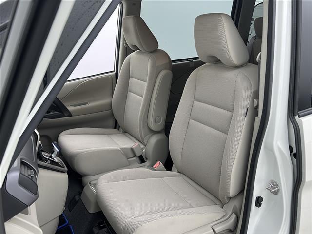 セレナ ｅ－パワー　ＸＶ　ワンオーナー／禁煙車／プロパイロット／衝突軽減／車線維持／パーキングアシスト／全周囲カメラ／デジタルインナーミラー／シートヒーター純正９型ナビ／両側電動ドア／ビルトインＥＴＣ／純正ドライブレコーダー（32枚目）