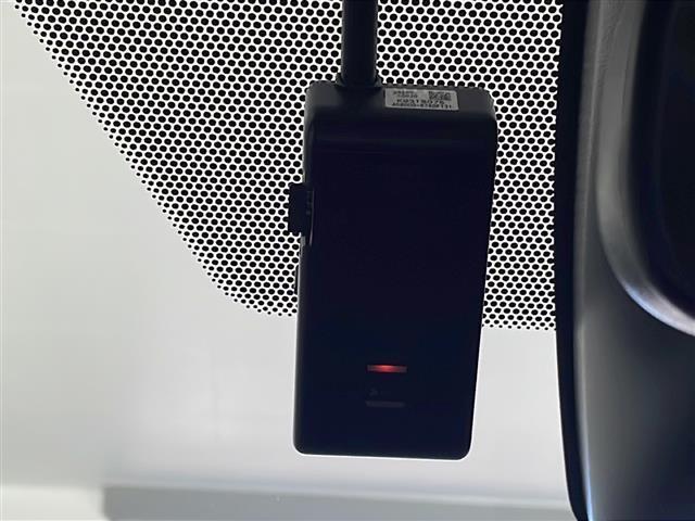 ヴォクシー ZS 煌 モデリスタエアロ/禁煙車/両側電動ドア/トヨタセーフティ/純正9型ナビ/フルセグTV/バックカメラ/ETC/ドラレコ/革巻きステアリング/純正アルミ/LEDヘッド/フォグランプ/ロールサンシェード(11枚目)