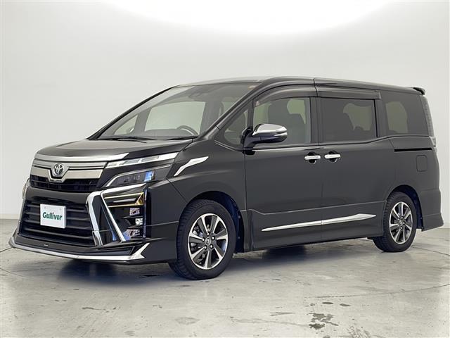 ヴォクシー ZS 煌 モデリスタエアロ/禁煙車/両側電動ドア/トヨタセーフティ/純正9型ナビ/フルセグTV/バックカメラ/ETC/ドラレコ/革巻きステアリング/純正アルミ/LEDヘッド/フォグランプ/ロールサンシェード(17枚目)