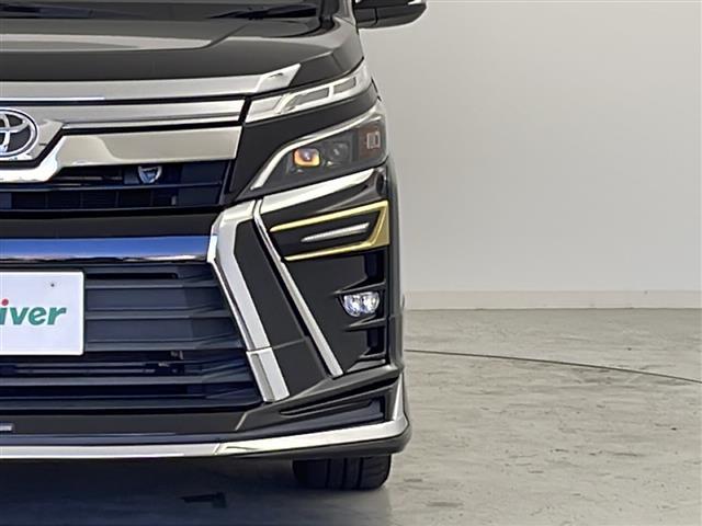 ヴォクシー ZS 煌 モデリスタエアロ/禁煙車/両側電動ドア/トヨタセーフティ/純正9型ナビ/フルセグTV/バックカメラ/ETC/ドラレコ/革巻きステアリング/純正アルミ/LEDヘッド/フォグランプ/ロールサンシェード(41枚目)