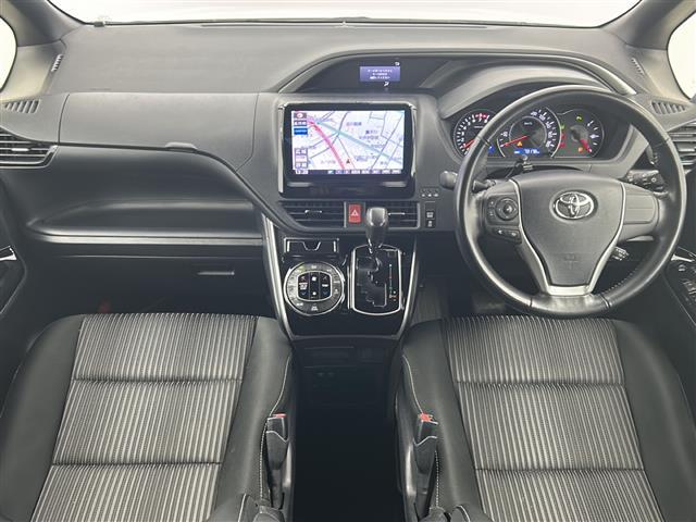 ヴォクシー ZS 煌II 禁煙車/アルパイン天吊モニター/社外9型ナビ/トヨタセーフティセンス/両側電動ドア/フルセグTV/バックカメラ/LEDヘッドライト/クルコン/ビルトインETC/前後ドラレコ/純正16インチアルミ(2枚目)