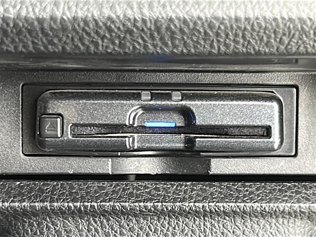 ヴォクシー ZS 煌II 禁煙車/アルパイン天吊モニター/社外9型ナビ/トヨタセーフティセンス/両側電動ドア/フルセグTV/バックカメラ/LEDヘッドライト/クルコン/ビルトインETC/前後ドラレコ/純正16インチアルミ(11枚目)