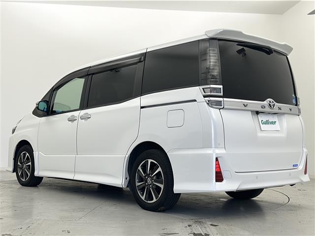 ヴォクシー ZS 煌II 禁煙車/アルパイン天吊モニター/社外9型ナビ/トヨタセーフティセンス/両側電動ドア/フルセグTV/バックカメラ/LEDヘッドライト/クルコン/ビルトインETC/前後ドラレコ/純正16インチアルミ(19枚目)