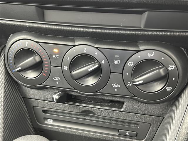 MAZDA2 15S i-ACTIVSENSE/衝突軽減/BSM/レーンキープアシスト/バックカメラ/純正ナビ/ETC/フルセグTV/HIDヘッドライト/横滑り防止装置/ステアリングスイッチ/社外15インチアルミホイール(8枚目)