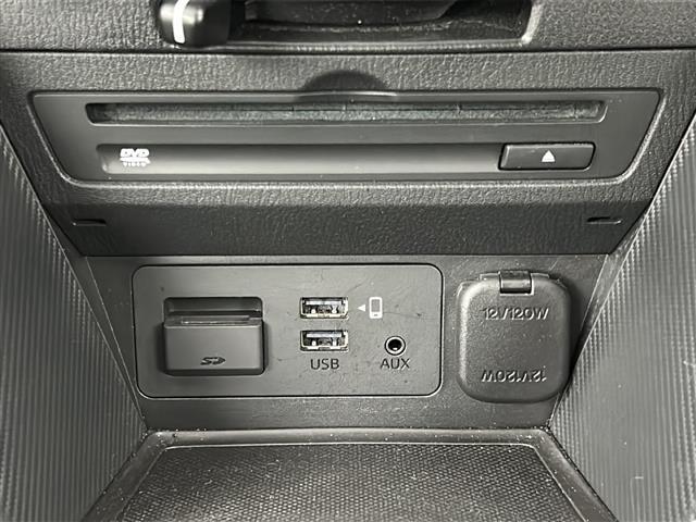 MAZDA2 15S i-ACTIVSENSE/衝突軽減/BSM/レーンキープアシスト/バックカメラ/純正ナビ/ETC/フルセグTV/HIDヘッドライト/横滑り防止装置/ステアリングスイッチ/社外15インチアルミホイール(21枚目)