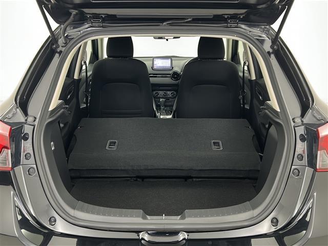 MAZDA2 15S i-ACTIVSENSE/衝突軽減/BSM/レーンキープアシスト/バックカメラ/純正ナビ/ETC/フルセグTV/HIDヘッドライト/横滑り防止装置/ステアリングスイッチ/社外15インチアルミホイール(35枚目)