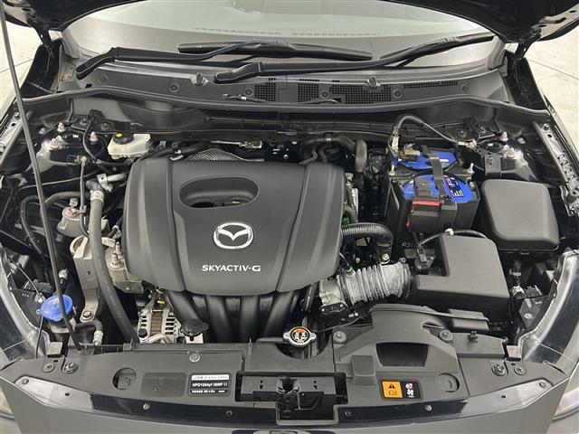 MAZDA2 15S i-ACTIVSENSE/衝突軽減/BSM/レーンキープアシスト/バックカメラ/純正ナビ/ETC/フルセグTV/HIDヘッドライト/横滑り防止装置/ステアリングスイッチ/社外15インチアルミホイール(42枚目)
