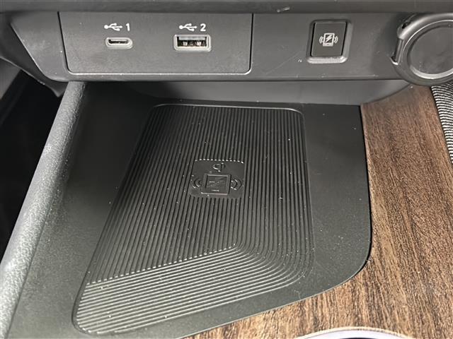 オーラ G レザーエディション プロパイロット/BOSEスピーカー/全周囲カメラ/デジタルインナーミラー/ドラレコ/ETC/ブラインドスポットモニター/スマートキー×2/レザーシート/前後ソナー/純正アルミ/社外アルミ積込み(冬)(24枚目)