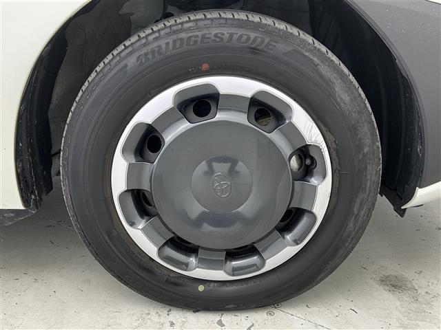 シエンタ ハイブリッドZ 禁煙車/トヨタセーフティ/4WD/両側電動ドア/純正ディスプレイオーディオ/バックカメラ/革巻ステアリング/ETC/AC100V/純正フロアマッド/純正アルミホイール/LEDヘッド/ロールサンシェード(16枚目)