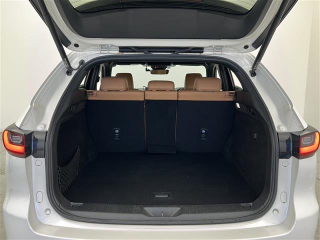 CX-60 XD-ハイブリッド プレミアムスポーツ 禁煙車/サンルーフ/BOSEサウンド/アイアクティブセンス/全方位カメラ/HUD/BSM/電動リアゲート/シートヒーター/エアーシート/パワーシート/シートメモリー/ドラレコ/ETC/革巻きステア(15枚目)