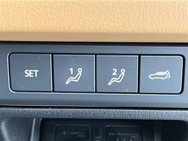 CX-60 XD-ハイブリッド プレミアムスポーツ 禁煙車/サンルーフ/BOSEサウンド/アイアクティブセンス/全方位カメラ/HUD/BSM/電動リアゲート/シートヒーター/エアーシート/パワーシート/シートメモリー/ドラレコ/ETC/革巻きステア(22枚目)